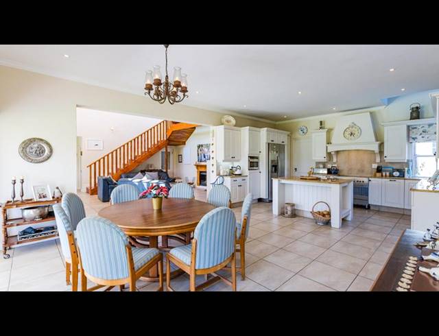 4 BEDROOM HOUSE FOR SALE IN KNOPPIESLAAGTE